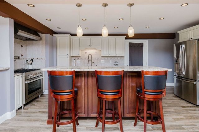 138 - 140 Berube Ave, Somerset, MA 02726