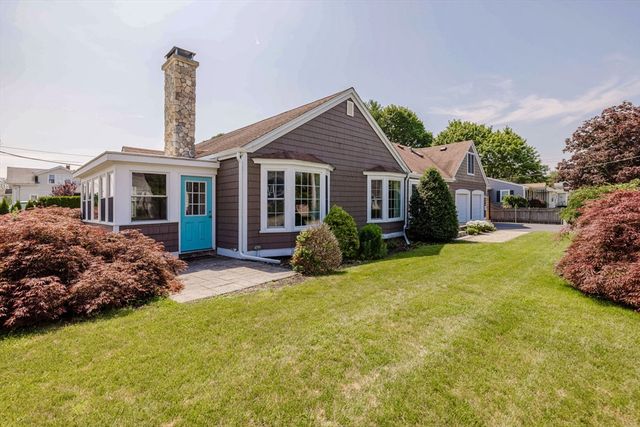 138 - 140 Berube Ave, Somerset, MA 02726