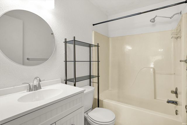 5611 W Tensleep Road, Bloomington, IN 47403