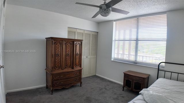 7220 Lake Cir Dr 203, Margate, FL 33063