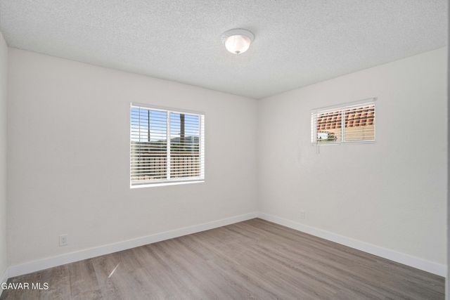 802 E Avenue Q4, Palmdale, CA 93550
