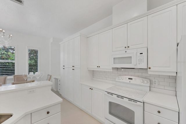 5405 46TH COURT W, Bradenton, FL 34210