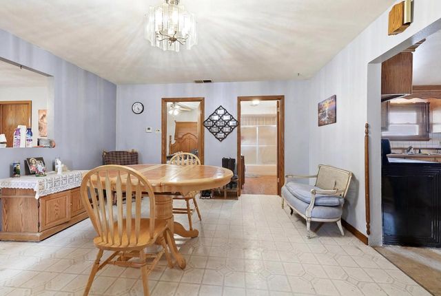 313 E NORTH LAKE STREET, Hancock, WI 54943
