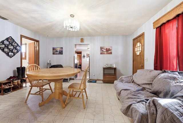 313 E NORTH LAKE STREET, Hancock, WI 54943