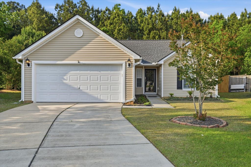 107 Anhinga Court, Summerville, SC 29485