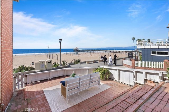 920 The Strand, Manhattan Beach, CA 90266