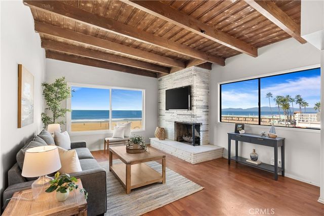 920 The Strand, Manhattan Beach, CA 90266