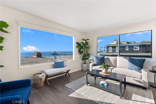 920 The Strand, Manhattan Beach, CA 90266