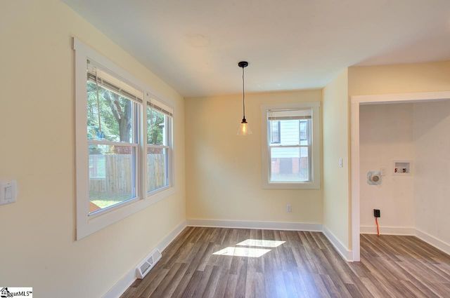 322 Potomac Avenue, Greenville, SC 29605