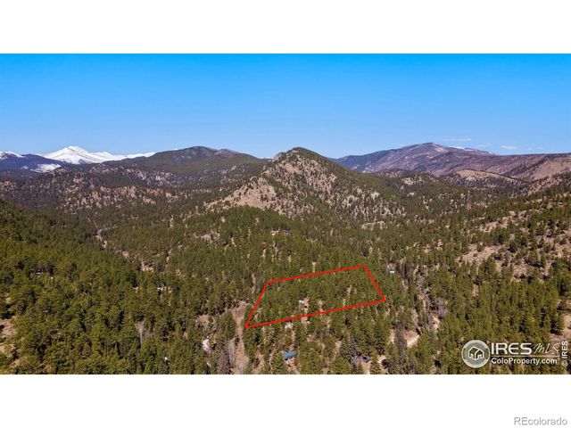 105 Fox Creek Road, Glen Haven, CO 80532