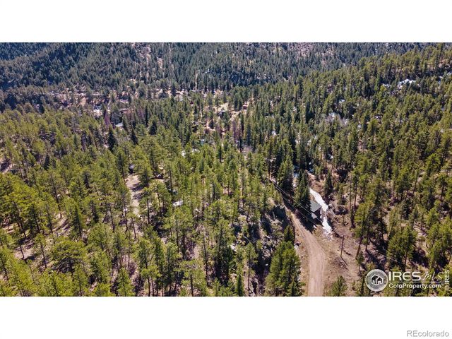 105 Fox Creek Road, Glen Haven, CO 80532