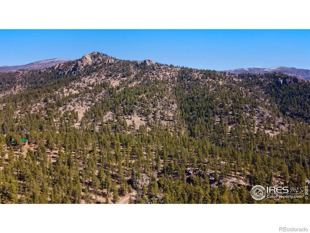 105 Fox Creek Road, Glen Haven, CO 80532