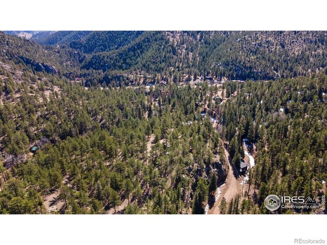 105 Fox Creek Road, Glen Haven, CO 80532
