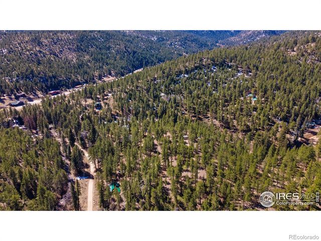 105 Fox Creek Road, Glen Haven, CO 80532
