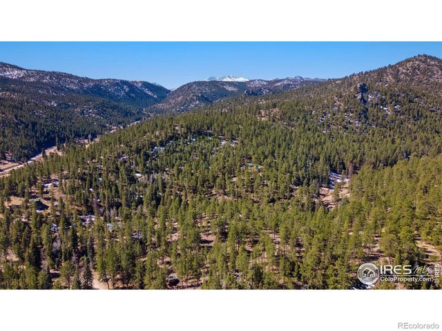 105 Fox Creek Road, Glen Haven, CO 80532