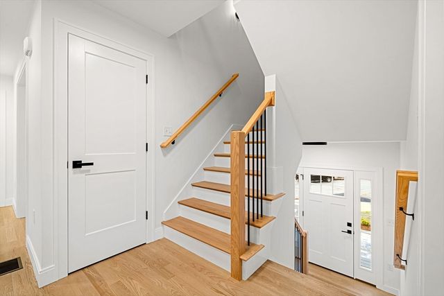 9 Sylvan Hill Crossing, Haverhill, MA 01830