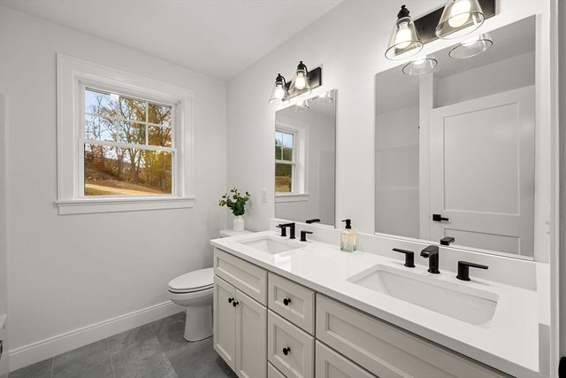 9 Sylvan Hill Crossing, Haverhill, MA 01830