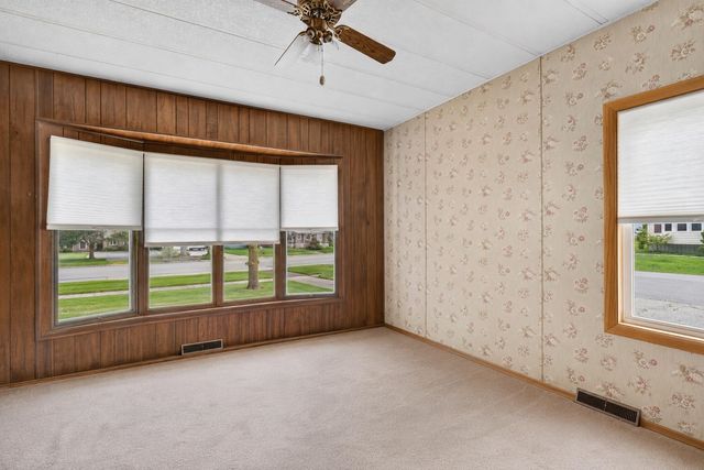 19 Village Drive, Raymond, NH 03077
