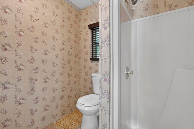 19 Village Drive, Raymond, NH 03077