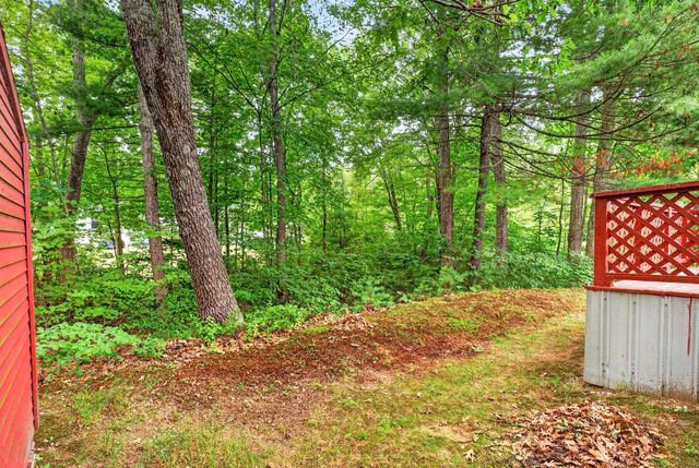 19 Village Drive, Raymond, NH 03077