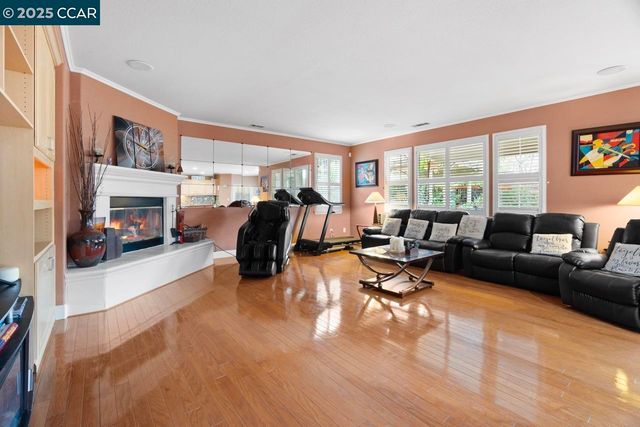 995 Rosehedge Ct, Concord, CA 94521