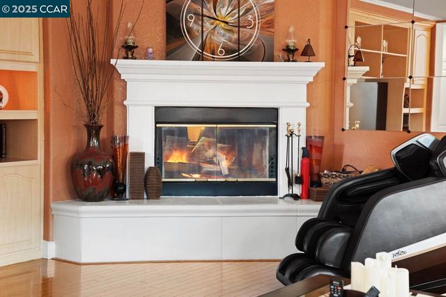 995 Rosehedge Ct, Concord, CA 94521