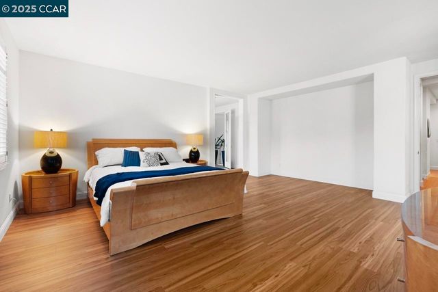 995 Rosehedge Ct, Concord, CA 94521