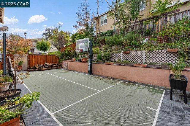 995 Rosehedge Ct, Concord, CA 94521