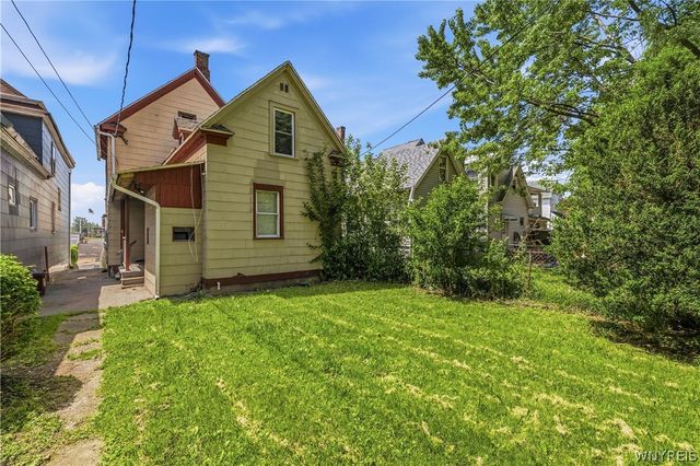 389 Military Road, Buffalo, NY 14207