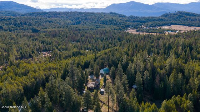 1684 Bayview Rd, Athol, ID 83801