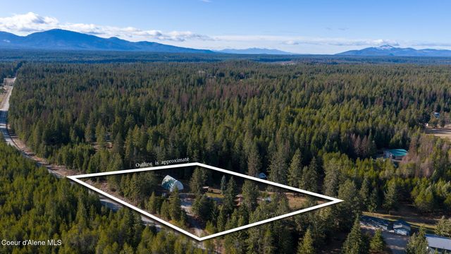 1684 Bayview Rd, Athol, ID 83801