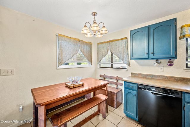 1684 Bayview Rd, Athol, ID 83801