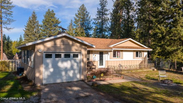 1684 Bayview Rd, Athol, ID 83801