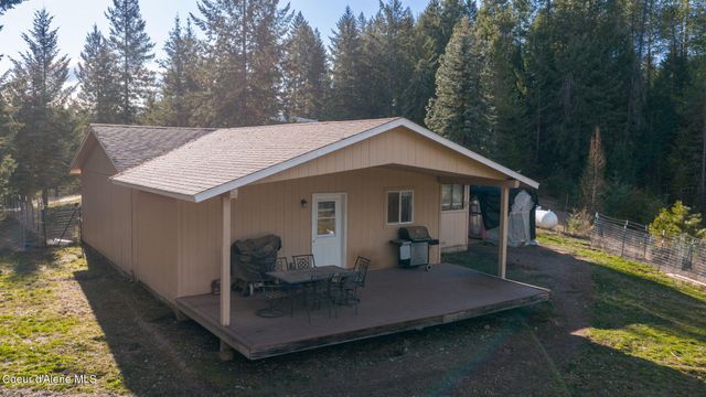 1684 Bayview Rd, Athol, ID 83801