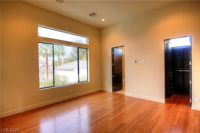 7518 Yonie Court, Las Vegas, NV 89117