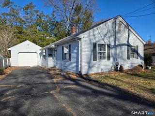 44 Birch Road, Rocky Hill, CT 06067