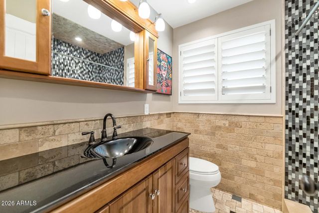 323 W BUTLER Drive, Phoenix, AZ 85021