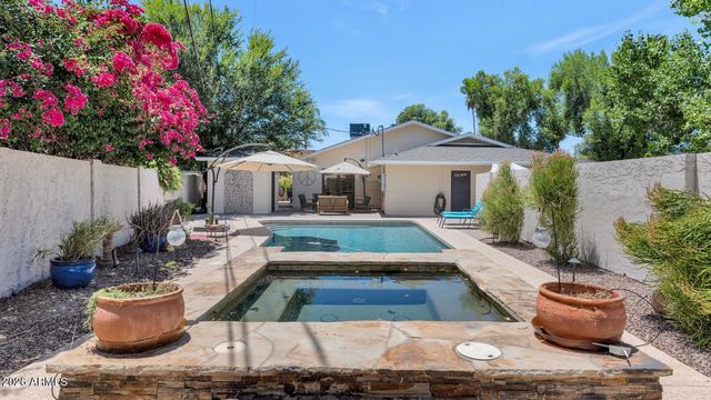 323 W BUTLER Drive, Phoenix, AZ 85021
