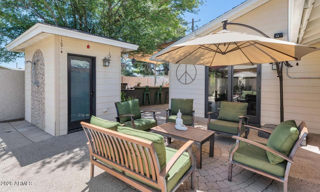 323 W BUTLER Drive, Phoenix, AZ 85021