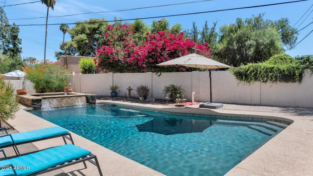 323 W BUTLER Drive, Phoenix, AZ 85021 — photo 2