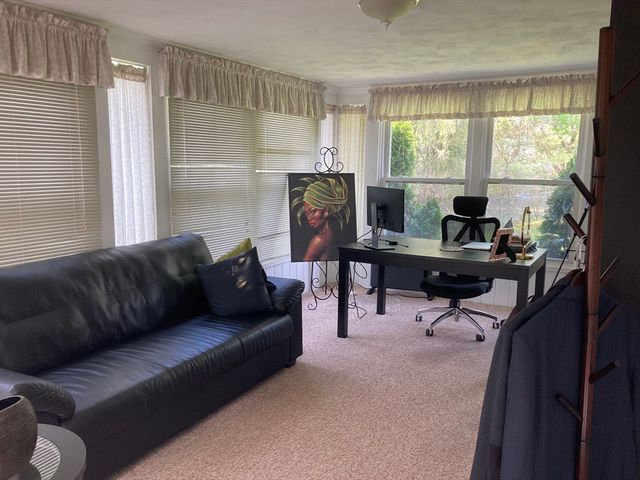 16 Pine Street, Natick, MA 01760