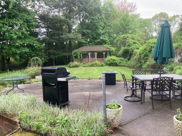 16 Pine Street, Natick, MA 01760