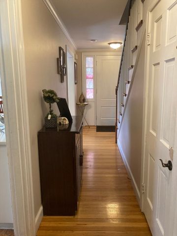 16 Pine Street, Natick, MA 01760