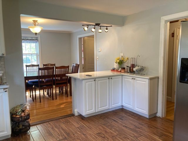 16 Pine Street, Natick, MA 01760