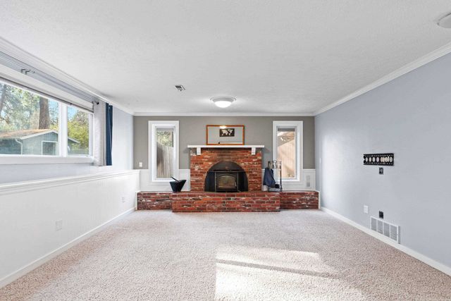 11622 N Fairwood Dr, Spokane, WA 99218