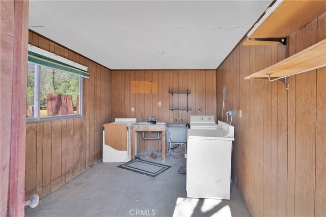 31011 Aleppo Lane, Newberry Springs, CA 92365