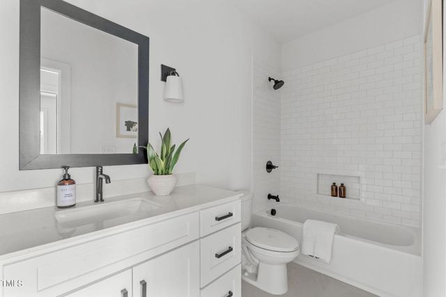 6420 Tanner Oak Lane, Raleigh, NC 27613