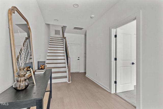 6420 Tanner Oak Lane, Raleigh, NC 27613