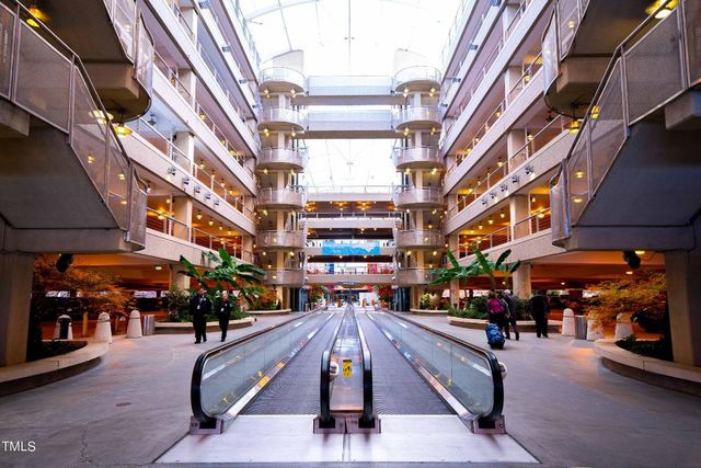 6420 Tanner Oak Lane, Raleigh, NC 27613