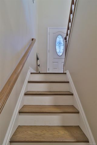 116B Holbrook Road, Holbrook, NY 11741